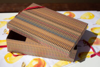 Geschenkbox ORGANICS bunt Muster